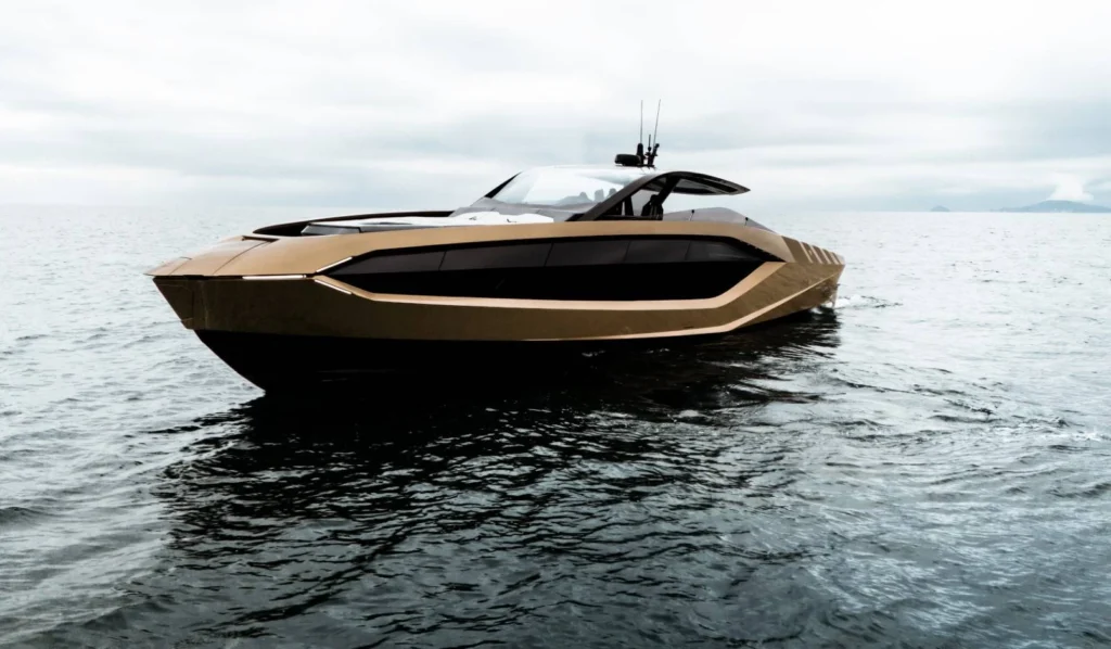 The Do’s and Don’ts of Yacht Etiquette in Dubai